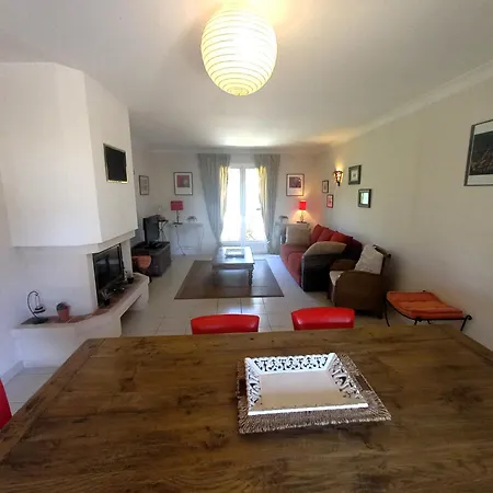 Saint Palais Sur - Maison Proche - 5 Min A Pied Du Supermarche *