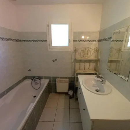 Saint Palais Sur - Maison Proche - 5 Min A Pied Du Supermarche La Palud (Charente-Maritime)