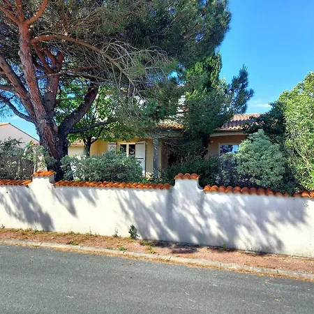 Saint Palais Sur - Maison Proche - 5 Min A Pied Du Supermarche