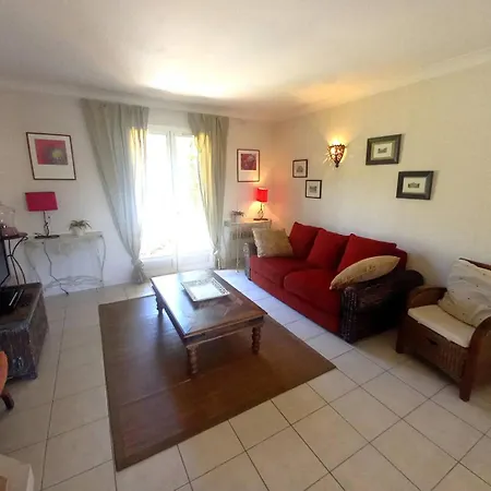 Saint Palais Sur - Maison Proche - 5 Min A Pied Du Supermarche Villa