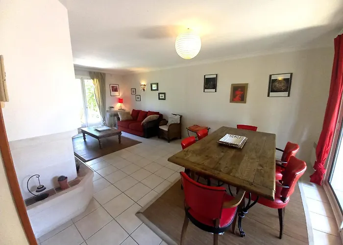 Villa Saint Palais Sur - Maison Proche - 5 Min A Pied Du Supermarche